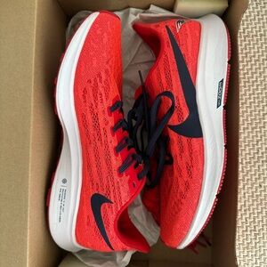 Nike Women’s Air Zoom Pegasus - New England Patriots